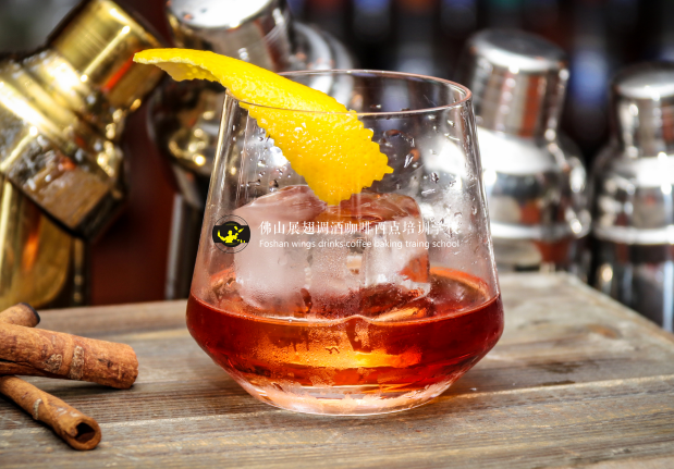 調酒培訓學校零基礎的人可以去嗎？